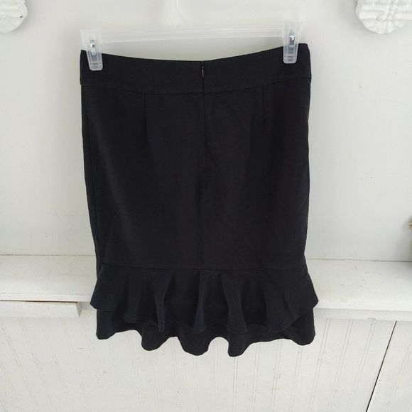 Ricki's Black Skirt With longer ruffled back side Size 4 - Picture 4 of 11